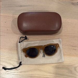 Illesteva Leonard Tan Sunglasses with Gray Lens - Includes Case + Storage Bag